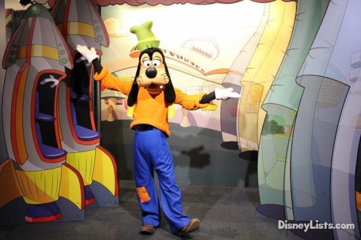 Goofy-Epcot Character Spot