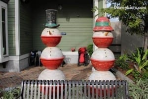 Snowmen Sculpture